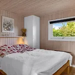 Hébergement de vacances Tjarven - 350m From The Sea By Interhome Hejls