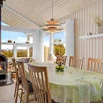Hébergement de vacances Tjarven - 350m From The Sea By Interhome Hejls