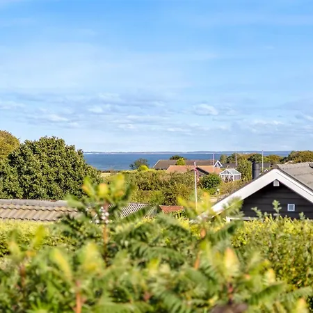 Feriehus Tjarven - 350m From The Sea By Interhome *