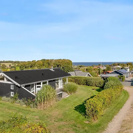 Feriehus Tjarven - 350m From The Sea By Interhome