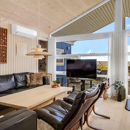 Tjarven - 350m From The Sea By Interhome * Hejls